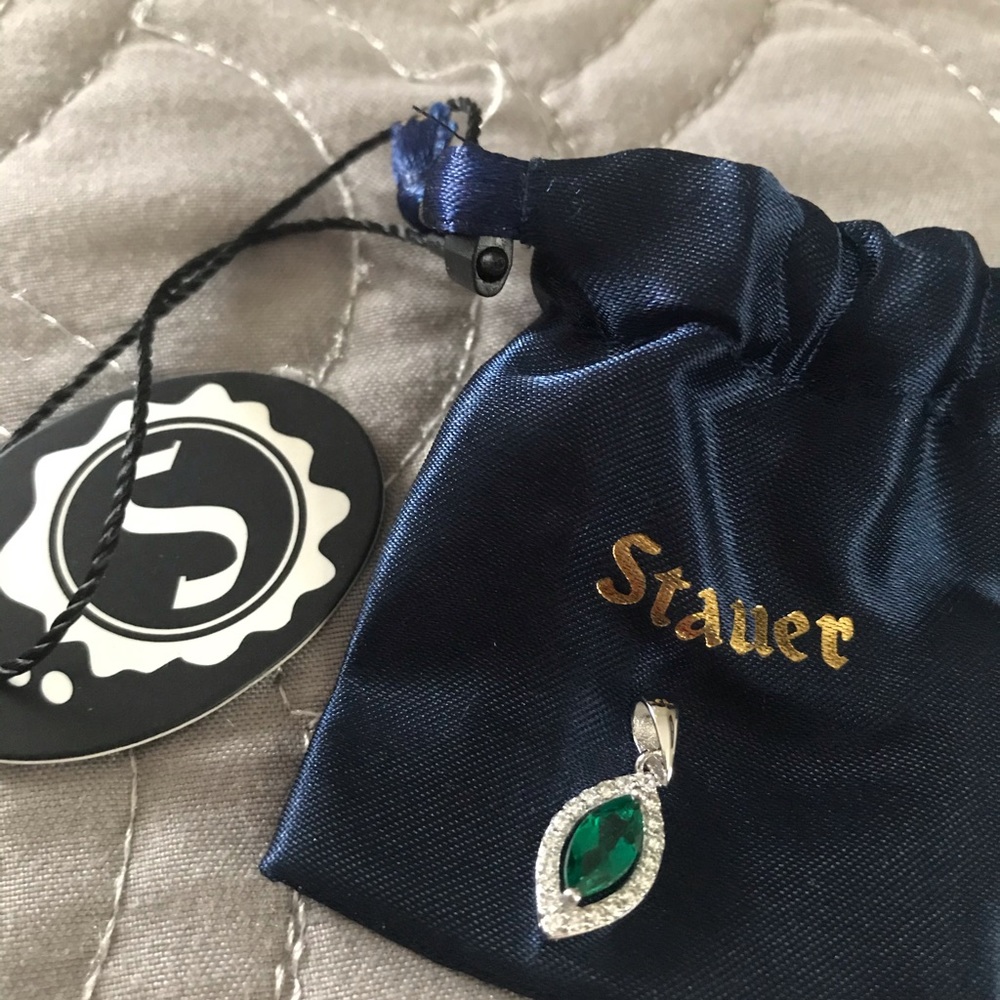 Emerald pendant